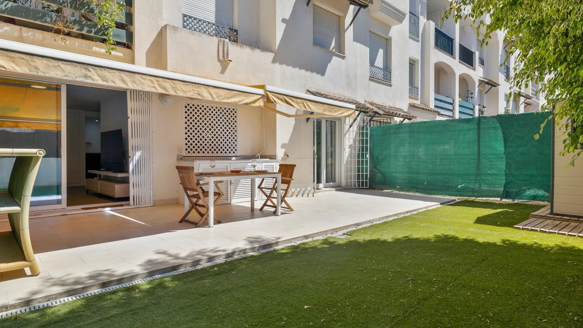 Lorcrisur Apt Near Puerto Banus Marbella