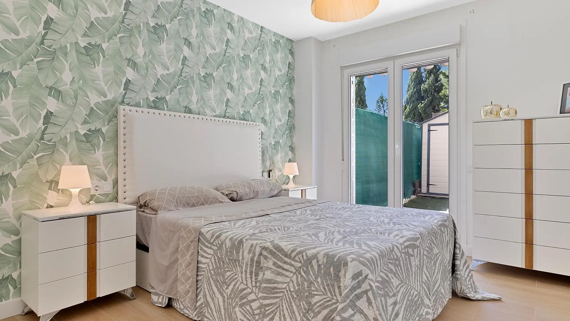 Lorcrisur Apt Near Puerto Banus Marbella